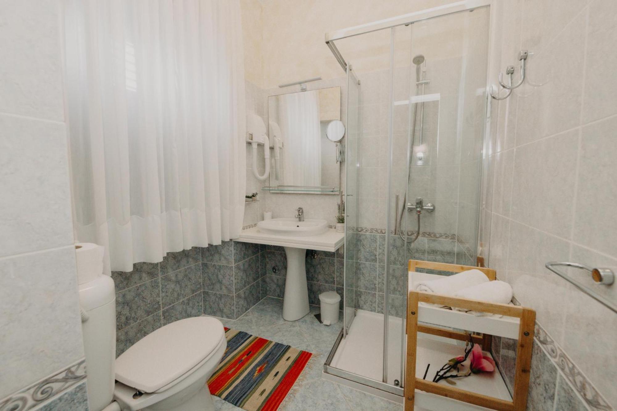 Rooms And Studios Villa Rossella 2 Rovinj Exterior photo