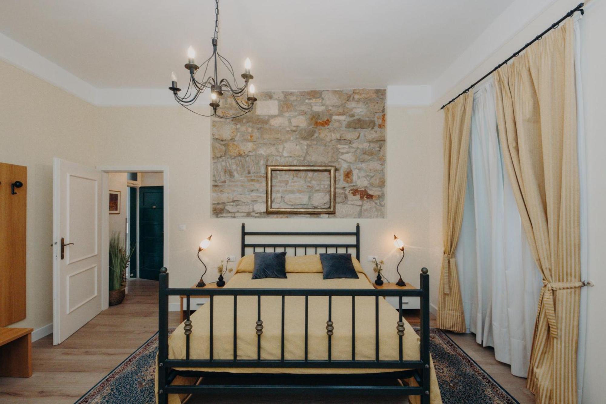 Rooms And Studios Villa Rossella 2 Rovinj Exterior photo