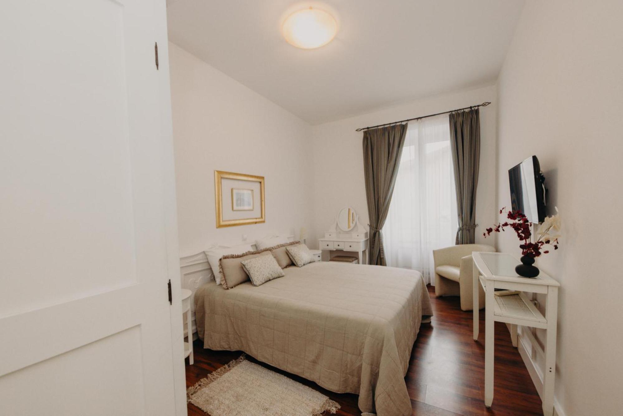 Rooms And Studios Villa Rossella 2 Rovinj Exterior photo